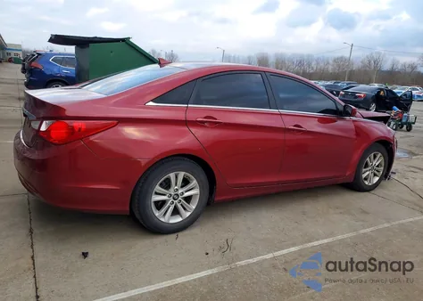 2013 Hyundai Sonata Gls z USA, uszkodzony, nr VIN 5NPEB4AC6DH683329